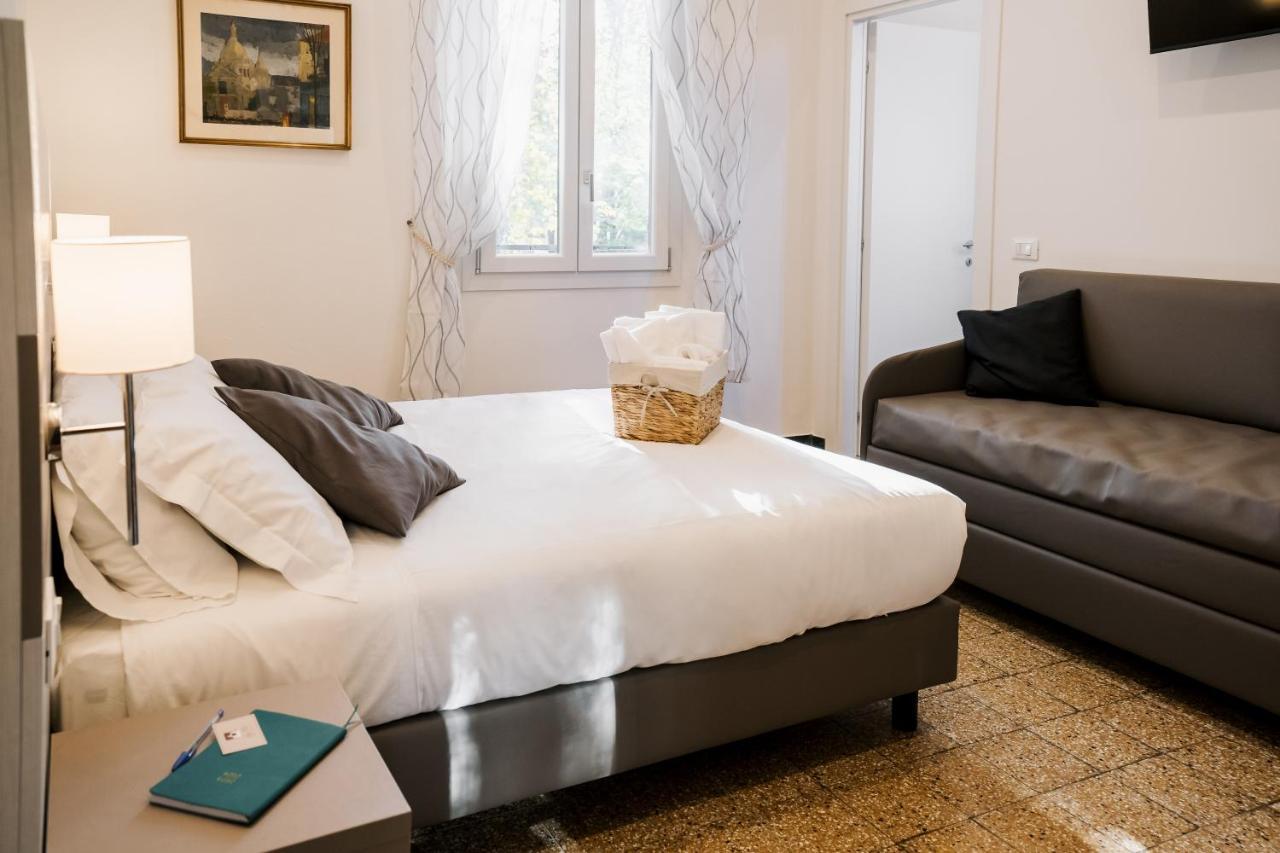 Lami Room & Apartment كاستيل سان بييترو تي المظهر الخارجي الصورة
