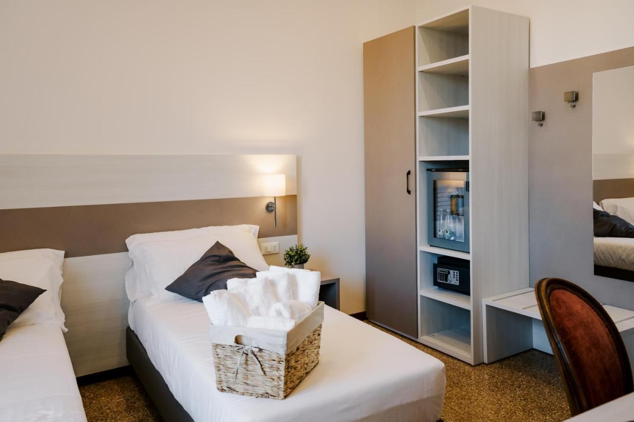 Lami Room & Apartment كاستيل سان بييترو تي المظهر الخارجي الصورة