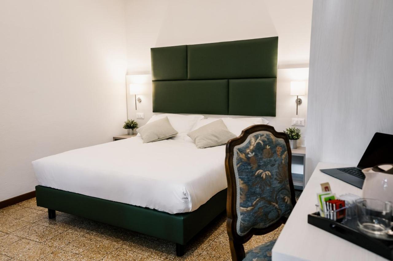 Lami Room & Apartment كاستيل سان بييترو تي المظهر الخارجي الصورة