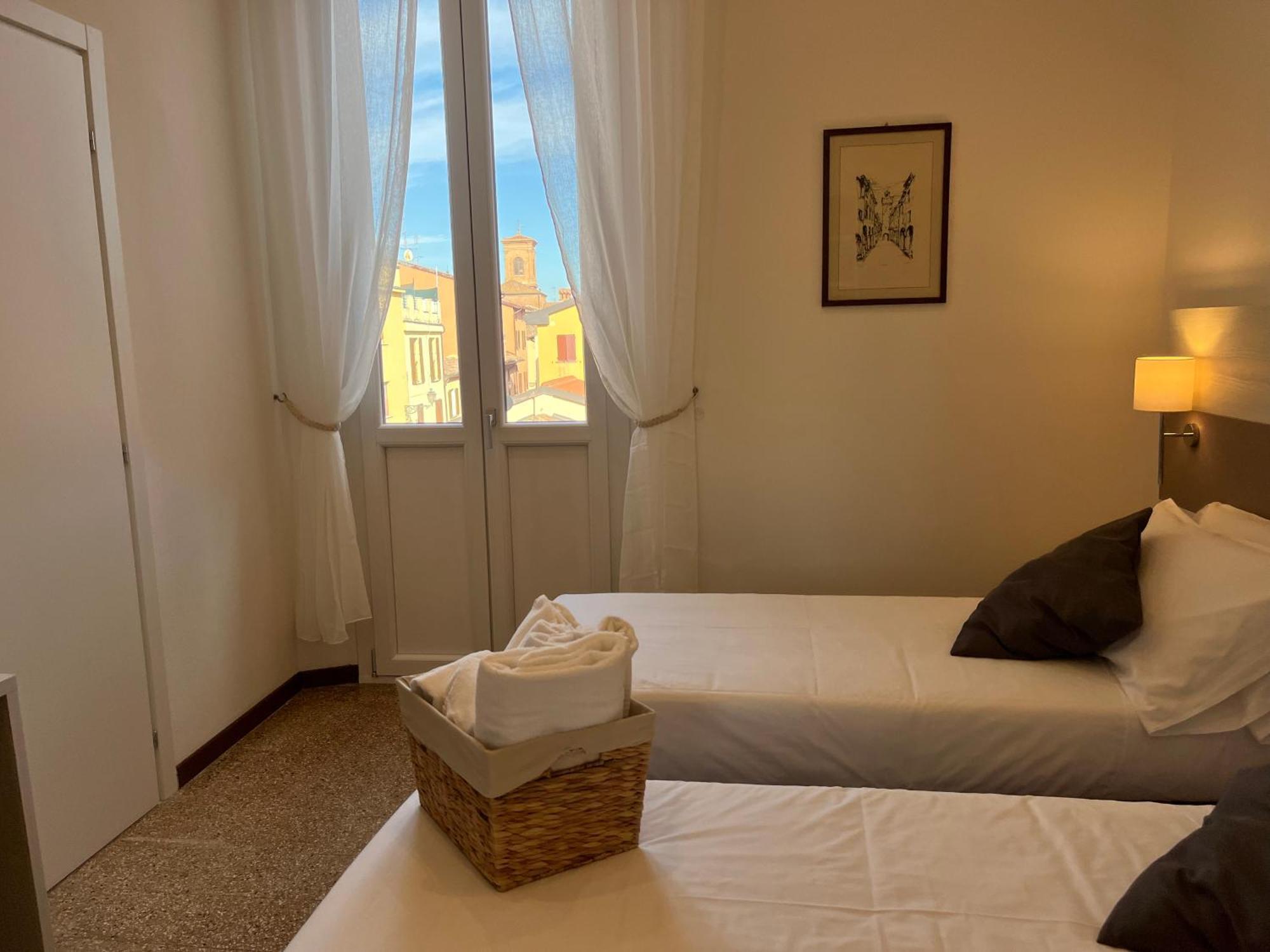 Lami Room & Apartment كاستيل سان بييترو تي المظهر الخارجي الصورة
